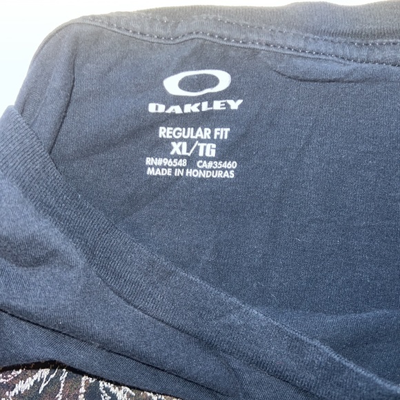 Oakley Tee - Picture 3 of 4